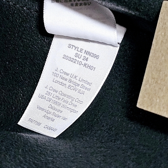 New! Madewell The Essential Bucket Tote in True Black Leather - Picture 16 of 16